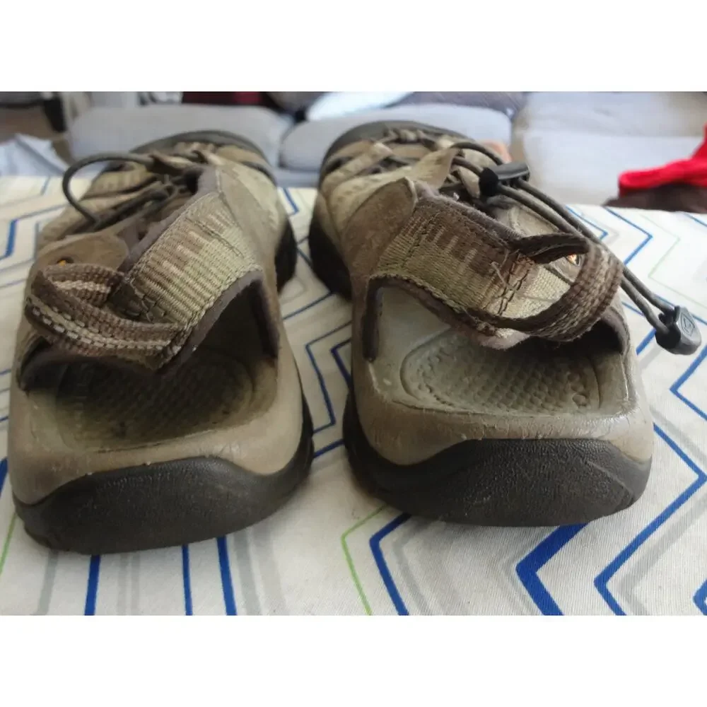 Keen Men 11.5 Newport H2 Sandal Shoe Brown Hiking Waterproof Closed Toe Outdoor